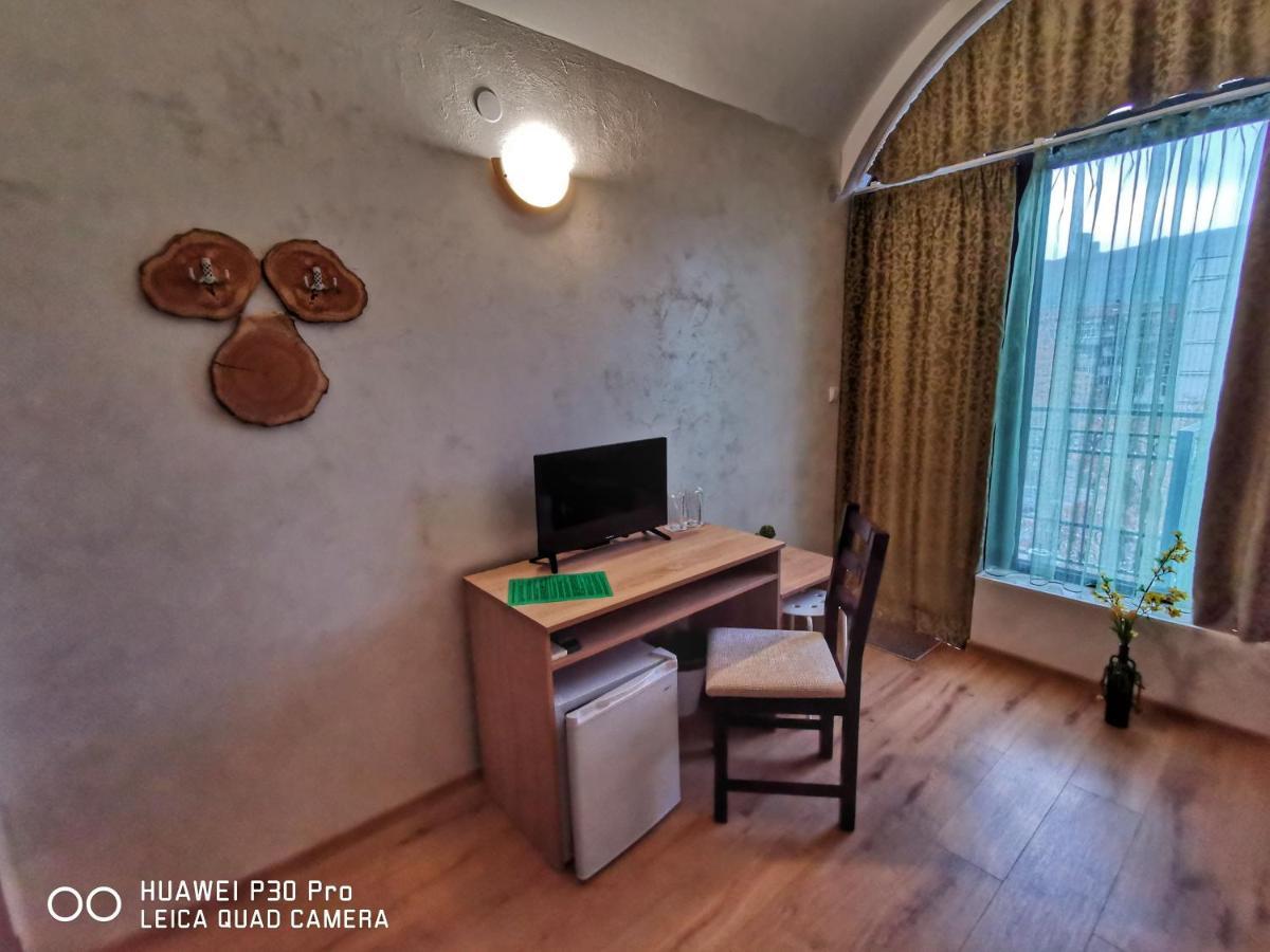 Hotel Swiss Szumen Zewnętrze zdjęcie