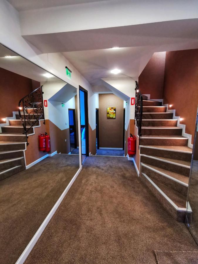 Hotel Swiss Szumen Zewnętrze zdjęcie