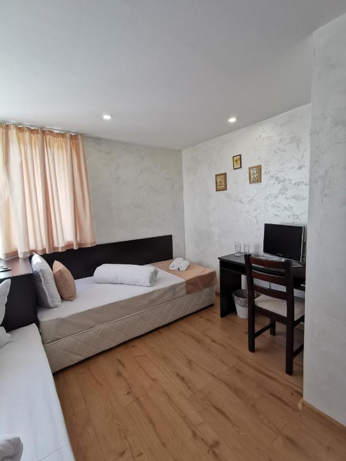 Hotel Swiss Szumen Zewnętrze zdjęcie